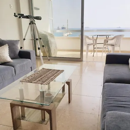 Beachfront / City Centre / 2 Bedroom Apt Limassol