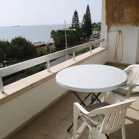 Apartment Beachfront / City Centre / 2 Bedroom Apt